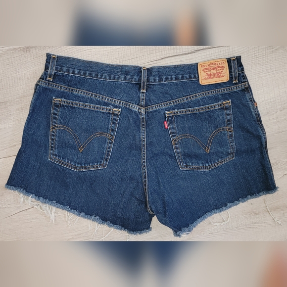LEVIS High Waisted Cut-Off Shorts - Picture 2 of 5